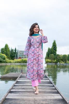 Baby pink self embroidery cotton kurta set 4
