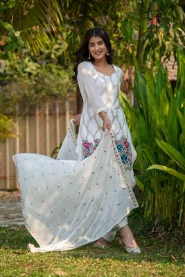 White multi color thread work patiala set 5