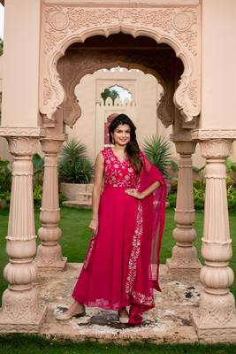 Pink and gold anarakli set 1