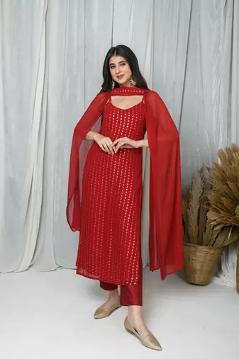 Red straight kurta with chokar dupatta