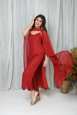 Red straight kurta with chokar dupatta 5