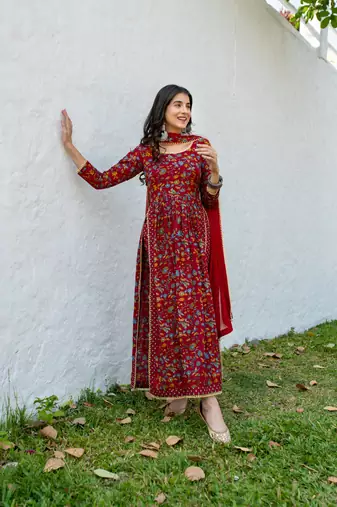 Red floral cotton nyra cut kurta set