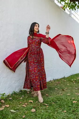Red floral cotton nyra cut kurta set