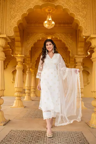 White pakistani kurta set