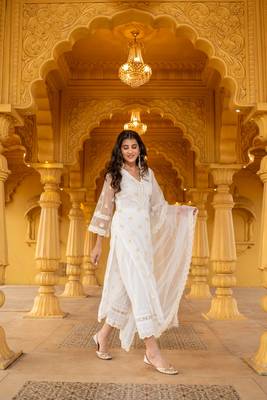 White pakistani kurta set 4