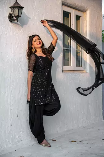 Black And Gold Punjabi Salwar Suit