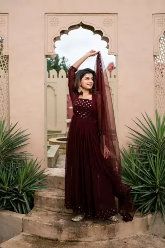 Maroon nayra cut kurta    set