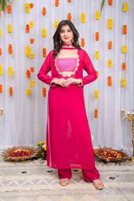 Rani pink kurta set with tube top 2