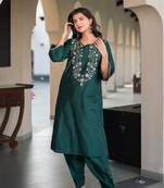 Bottle green kurta embroidery co-ord set