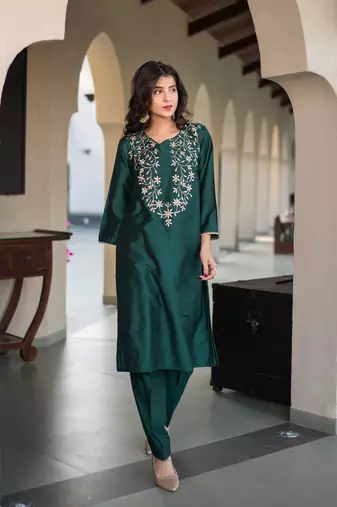 Bottle green kurta embroidery co-ord set