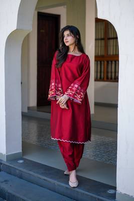 Red bell sleeves embroidered co-ord set 4