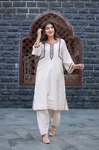 Cream kurta embroidery co-ord set