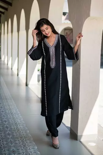 Black long kurta embroidery co-ord set