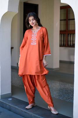 Orange short kurta embroidery co-ord set 3