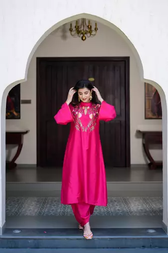 Magenta pink kurta embroidery co-ord set