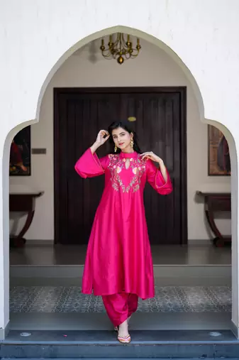 Magenta pink kurta embroidery co-ord set