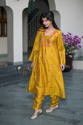 Mustard embroidery co-ord set 5