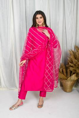 Pink silk kurta set 2