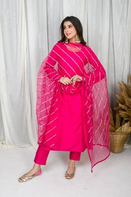 Pink silk kurta set 3