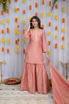 Peach golden sharara 1