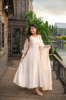 Beige chanderi anarkali set 3