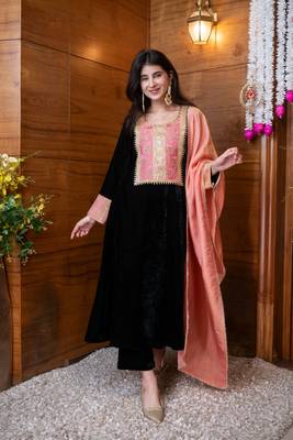 Velvet black heavy neck work kurta set 2