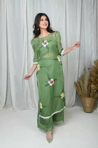 Green hand painted co-ord set