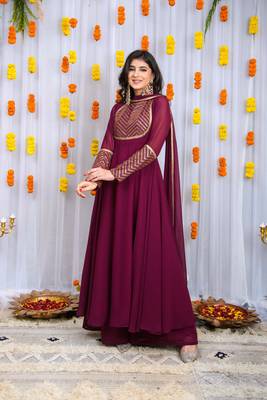 Wine heavy yolk anarkali set 3