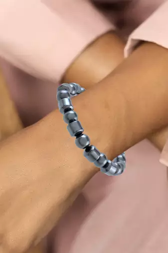 Gun metal stretch bracelet