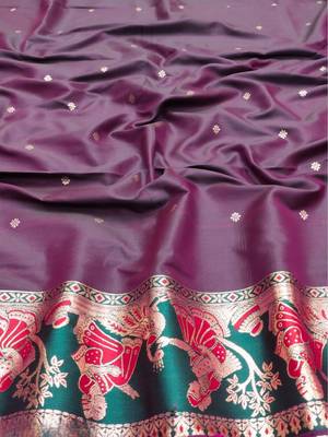Pink woven art silk blend saree with blouse 3