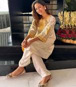 Mohsina daisy ivory kurta set