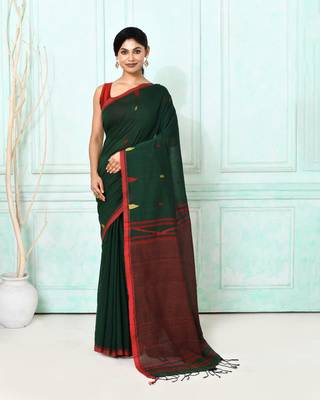 dark green cotton handloom jamdani saree with blouse 1