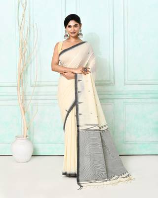 off white cotton handloom jamdani saree with blouse 1