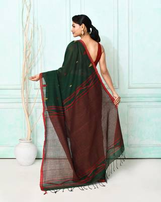 dark green cotton handloom jamdani saree with blouse 4