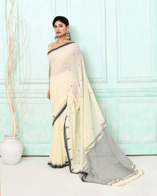 off white cotton handloom jamdani saree with blouse 3