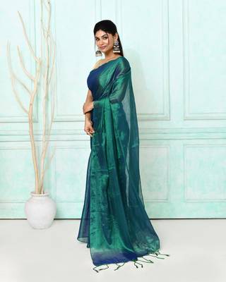green blue dual tone organic tissue saree with blouse piece 3