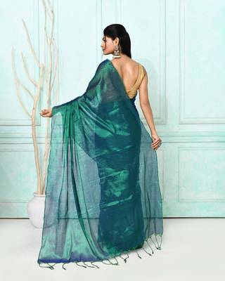 green blue dual tone organic tissue saree with blouse piece 4