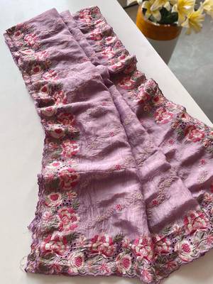 Lavender gold crush saree with leheriya embroidery & running blouse 5