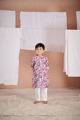 Pink embroidered kalamkari kurta set 1