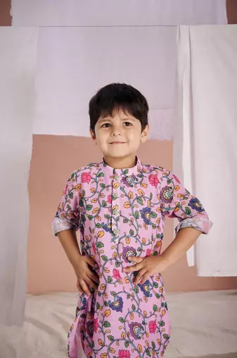 Pink embroidered kalamkari kurta set