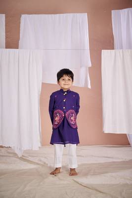 Purple embroidered kurta set 1