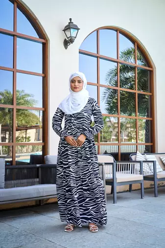 Black Crepe Stitched Abaya without hijab