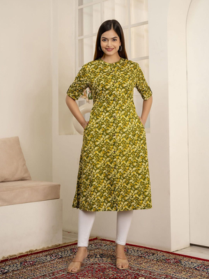  cotton printed a-line mandarin collar kurta 4