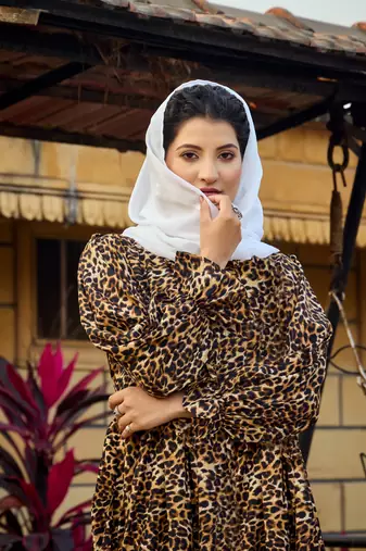 Crepe Self Design Full Sleeve Leopard printed Abaya