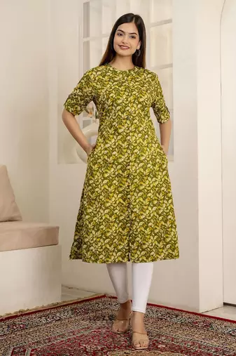  cotton printed a-line mandarin collar kurta