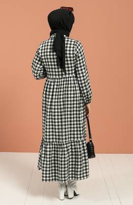 Cotton Black and White Checks Abaya for Casual wear. 3