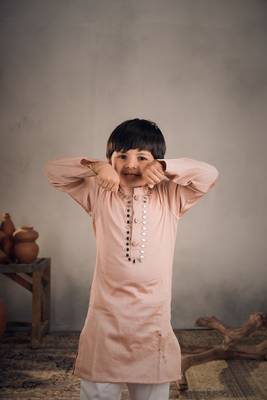 Peach mirror work bird kurta 3