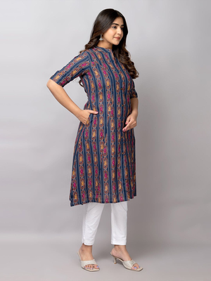  abstract ikat printed mandarin collar pure cotton a-line kurta 3