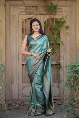 Sea Green Color Kubera Pattu Silk blend Saree 1
