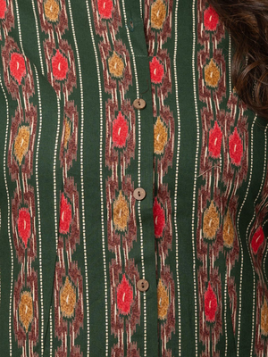  abstract ikat printed mandarin collar pure cotton a-line kurta 2